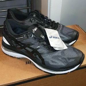 ASICS Gel-Nimbus 19 running shoes